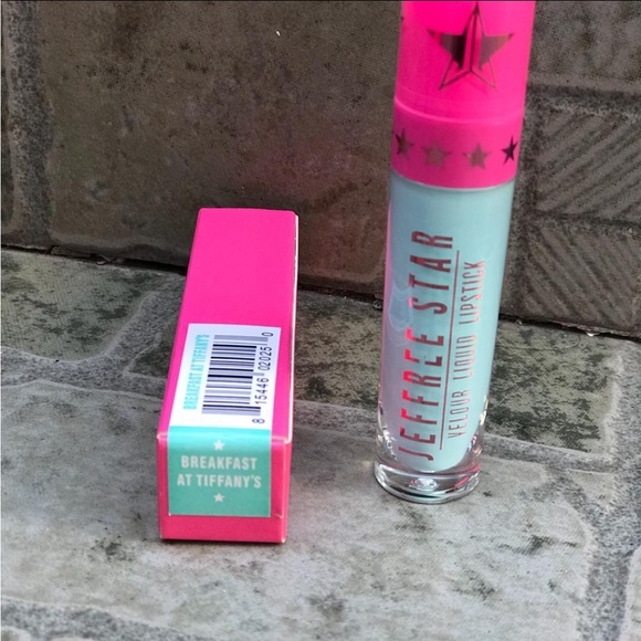Jeffree Star | ‘Breakfast at Tiffany's Velour Liquid Lipstick | NiB Tiff blue - Picture 8 of 16